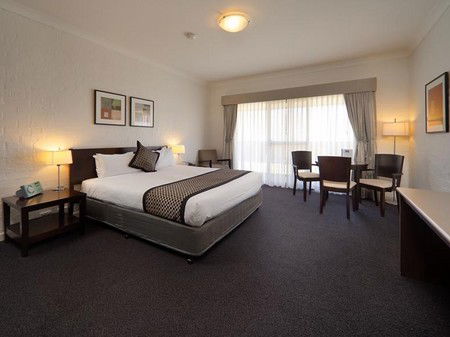Comfort Inn And Suites Blazing Stump - Accommodation QLD 4