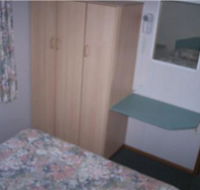 Golden Country Motel and Caravan Park - Accommodation QLD