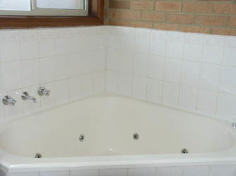 Quays Motel - Accommodation QLD 1