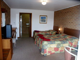 Quays Motel - Accommodation QLD 2