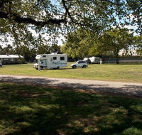 Sale Showground Caravan and Motorhome Park - Accommodation QLD