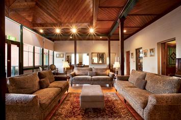The Grange At Cleveland Winery - Accommodation QLD 2