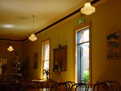 Whitehall Guesthouse Sorrento - Accommodation QLD 4
