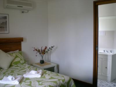 Iluka Motel And Restaurant - Accommodation QLD 3