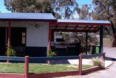 Golden Country Motel And Caravan Park - Accommodation QLD 5