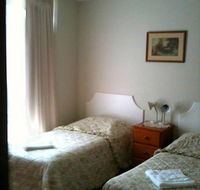 Camellia Court House and Holiday Apartments - Accommodation QLD