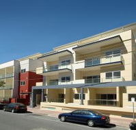 Glenelg Pacific Apartments - Accommodation QLD
