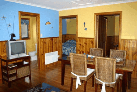 Bicheno's Gallery and Apartments - Accommodation QLD