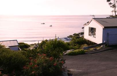 bay of Fires Character Cottage - Accommodation QLD