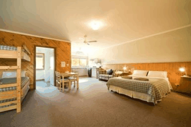 Banjo’s All Seasons Accommodation - Accommodation QLD 1