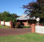 Karri Rose B  B - Accommodation QLD