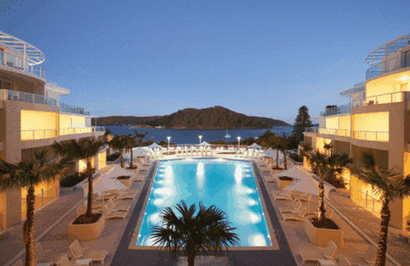 Mantra Ettalong Beach - Accommodation QLD