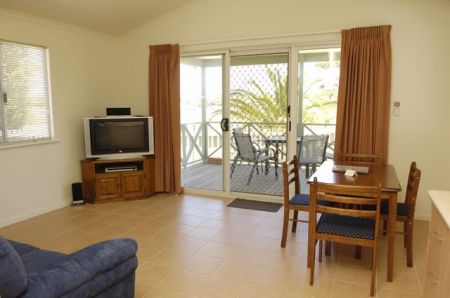 Discovery Holiday Parks - Koombana Bay - Accommodation QLD 2