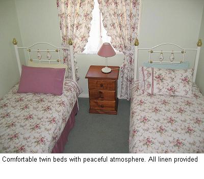 Glen Eden Cottages - Accommodation QLD 0