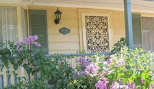 Glen Eden Cottages - Accommodation QLD 2