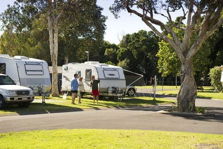 Silver Sands Holiday Park - Accommodation QLD 1