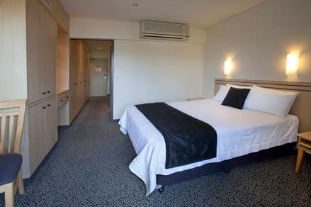 The Executive Inn Newcastle - Accommodation QLD 3