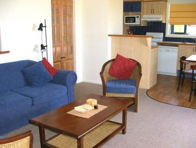 Club Yamba Luxury Villas - Accommodation QLD 3