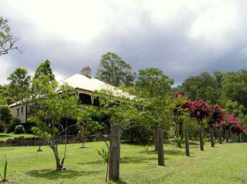 Guesthouse Mulla Villa - Accommodation QLD 0