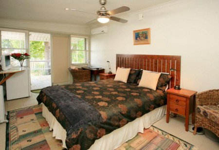 The Bank Guest House & Tellers Restaurant - Accommodation QLD 1