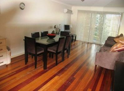 Seaspray Apartments - Accommodation QLD 2