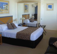 Surf Motel - Accommodation QLD
