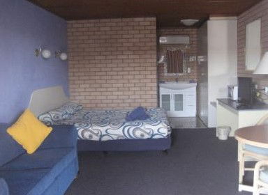 Cameo Inn Motel - Accommodation QLD 1