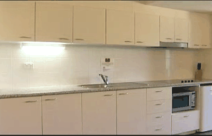 Waldorf Apartment Hotel - Accommodation QLD 4