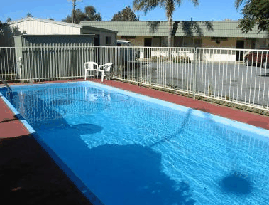 Aromet Motor Inn - Accommodation QLD 2