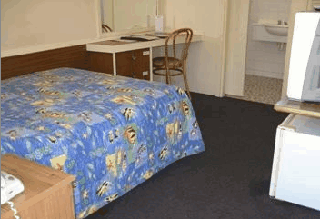 Country Motor Inn Singleton - Accommodation QLD 1