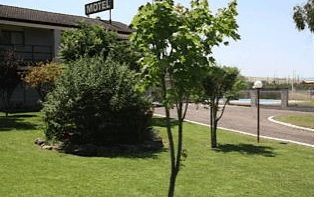 Isis Motel - Accommodation QLD