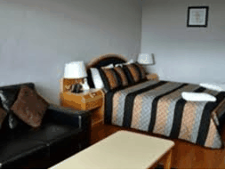 Airport International Motel - Accommodation QLD