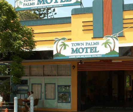 Town Palms Motel - Accommodation QLD