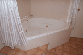 Burke  Wills Motor Inn - Accommodation QLD