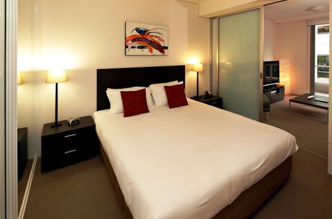 Cairns Luxury Apartments, Harbourlights Complex - Accommodation QLD 1