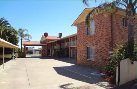 The Palms Motel - Accommodation QLD 5