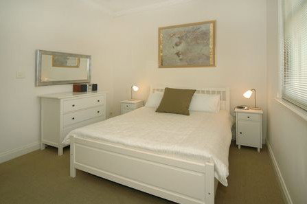 Michelle's Garden Apartments - Accommodation QLD 3