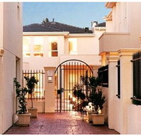 Apartments at Kew - Accommodation QLD