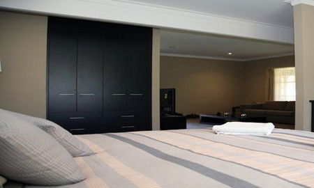 Old Reynella SA Accommodation QLD