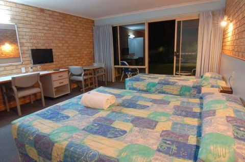 Sunshine Coast Motor Lodge - Accommodation QLD 1