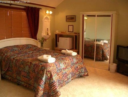 Ainslie Manor BandB - Accommodation QLD 4