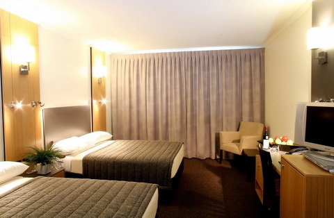 Metro Hotel Ipswich International - Accommodation QLD 2