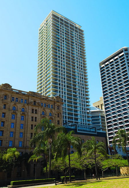 Oaks Casino Towers - Accommodation QLD 3