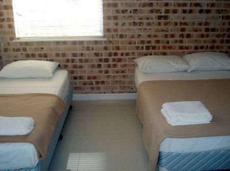 Manly Beach House - Accommodation QLD 1