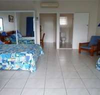Airlie Court Holiday Units - Accommodation QLD