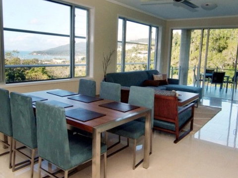 Summit Apartments Airlie Beach - Accommodation QLD 2