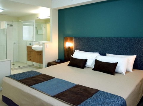 Summit Apartments Airlie Beach - Accommodation QLD 3