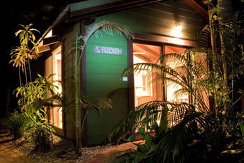 A Beach House At Byron - Accommodation QLD 4