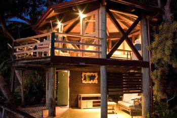 A Beach House At Byron - Accommodation QLD 5