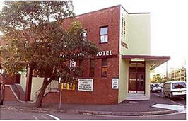Forest Lodge Hotel - Accommodation QLD 0